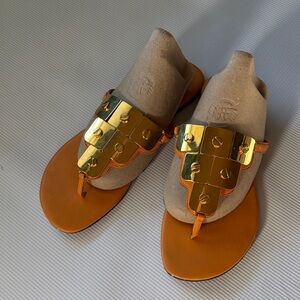 SUMMER SANDAL SIZE 6.5